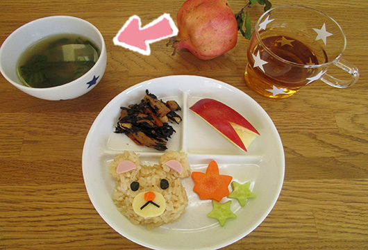 なるととチンゲン菜のスープのメニュー