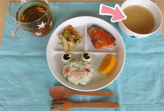 じゃがいもと玉ねぎの味噌汁